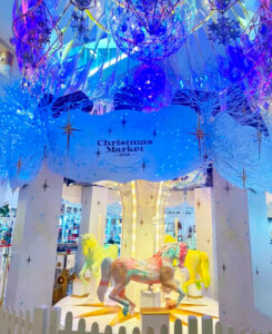 メリーゴーランド@阪急うめだ本店クリスマスマーケット2025